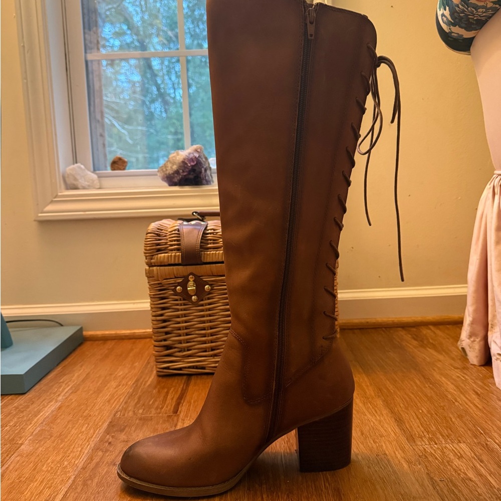 Sofft Chestnut lace up knee high boots